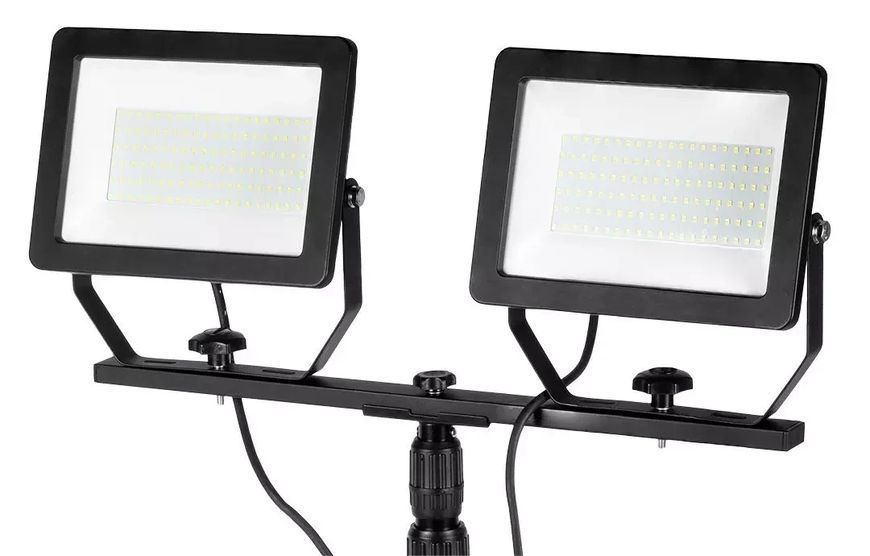 Подвійний прожектор 2x100вт smd led 2x8500лм на стійці 1.8м neo tools 99-096 Neo Tools 99-096 фото Подвійний прожектор 2x100вт smd led 2x8500лм на стійці 1.8м neo tools 99-096 Neo Tools 99-096 фото